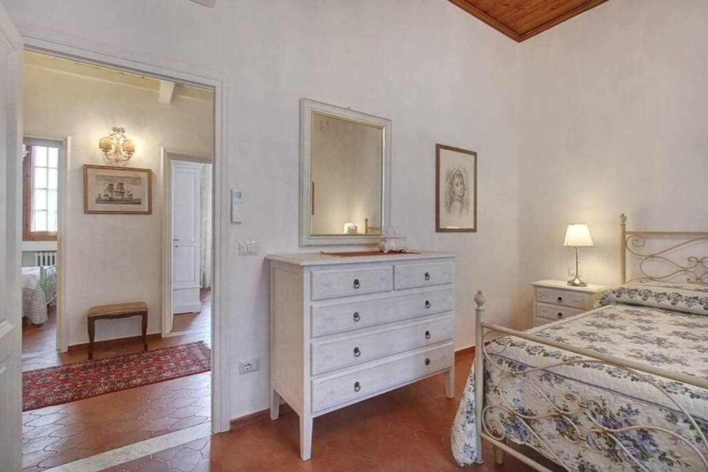 Santa Croce Elegant With Garage Apartamento Florencia