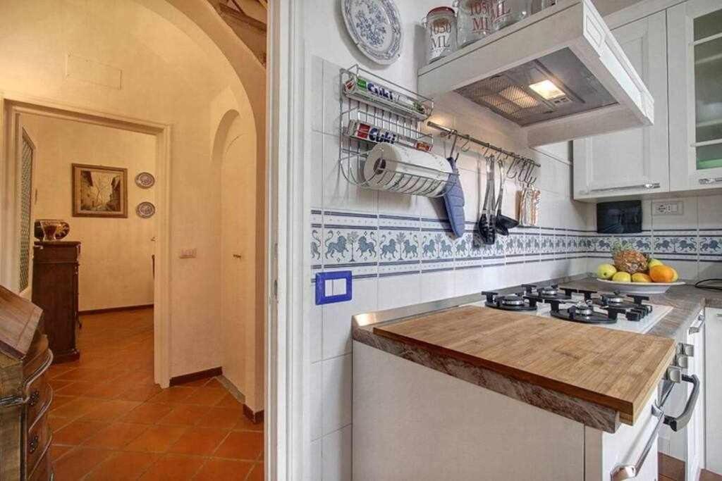 Santa Croce Elegant With Garage Apartamento Florencia