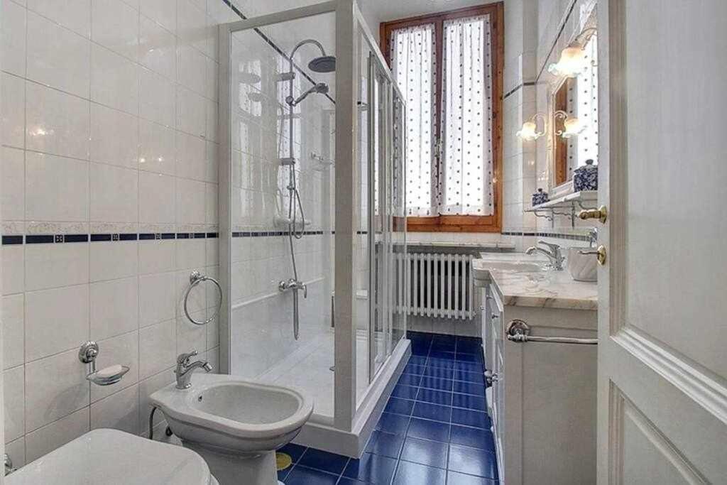 Santa Croce Elegant With Garage Apartamento Florencia